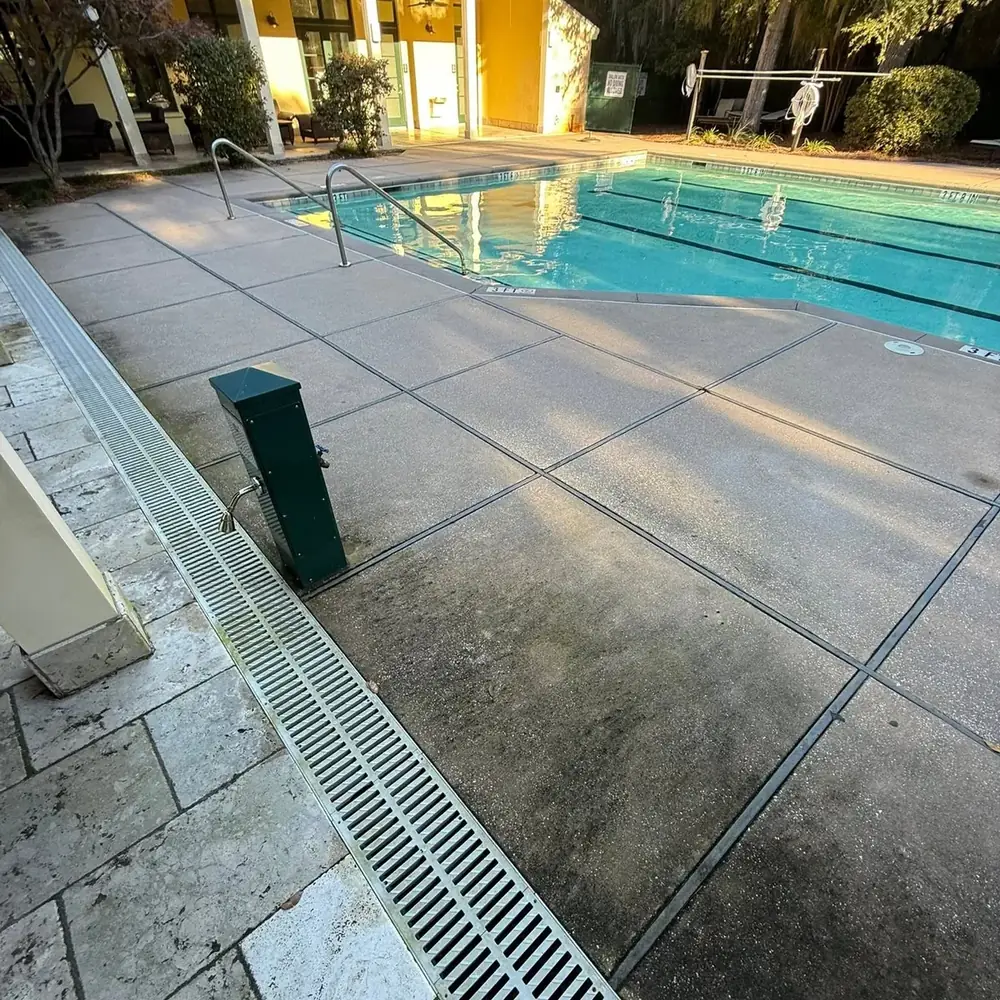 Commercial pool deck pressure washing in Beaufort, SC